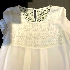 Umgee high low white shirt